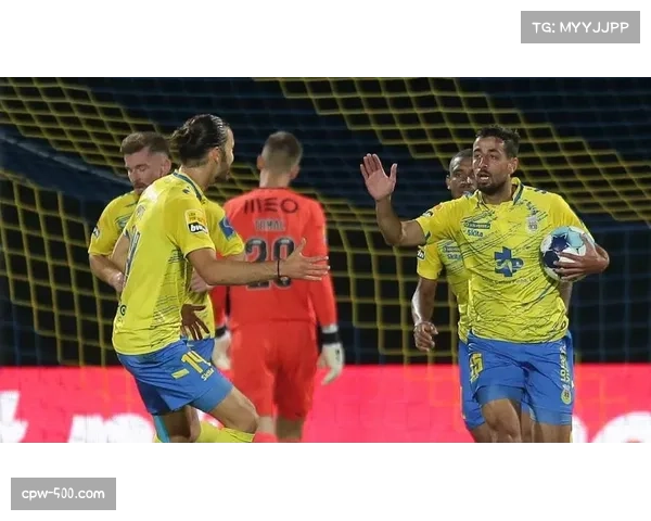 阿罗卡客场表现低迷，边路防守漏洞成主要短板