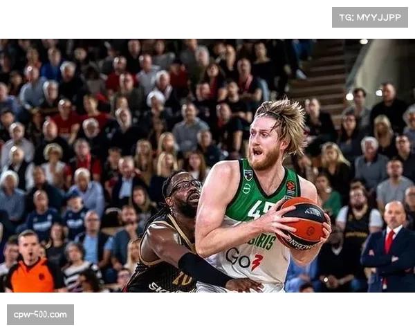 同曦马内克19分4篮板3抢断1盖帽展现全能锋线价值